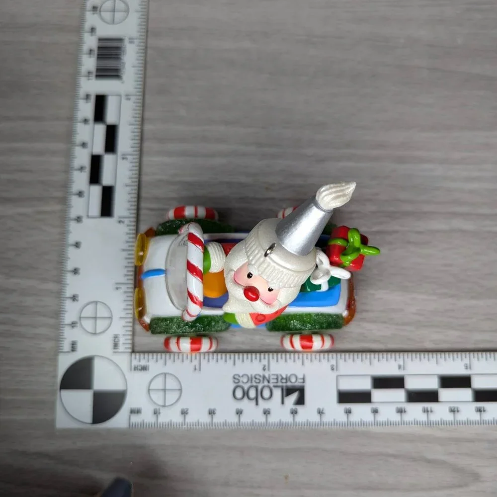 2007 Hallmark Keepsake Ornament Christmas Santa's Sweet Ride First In Series